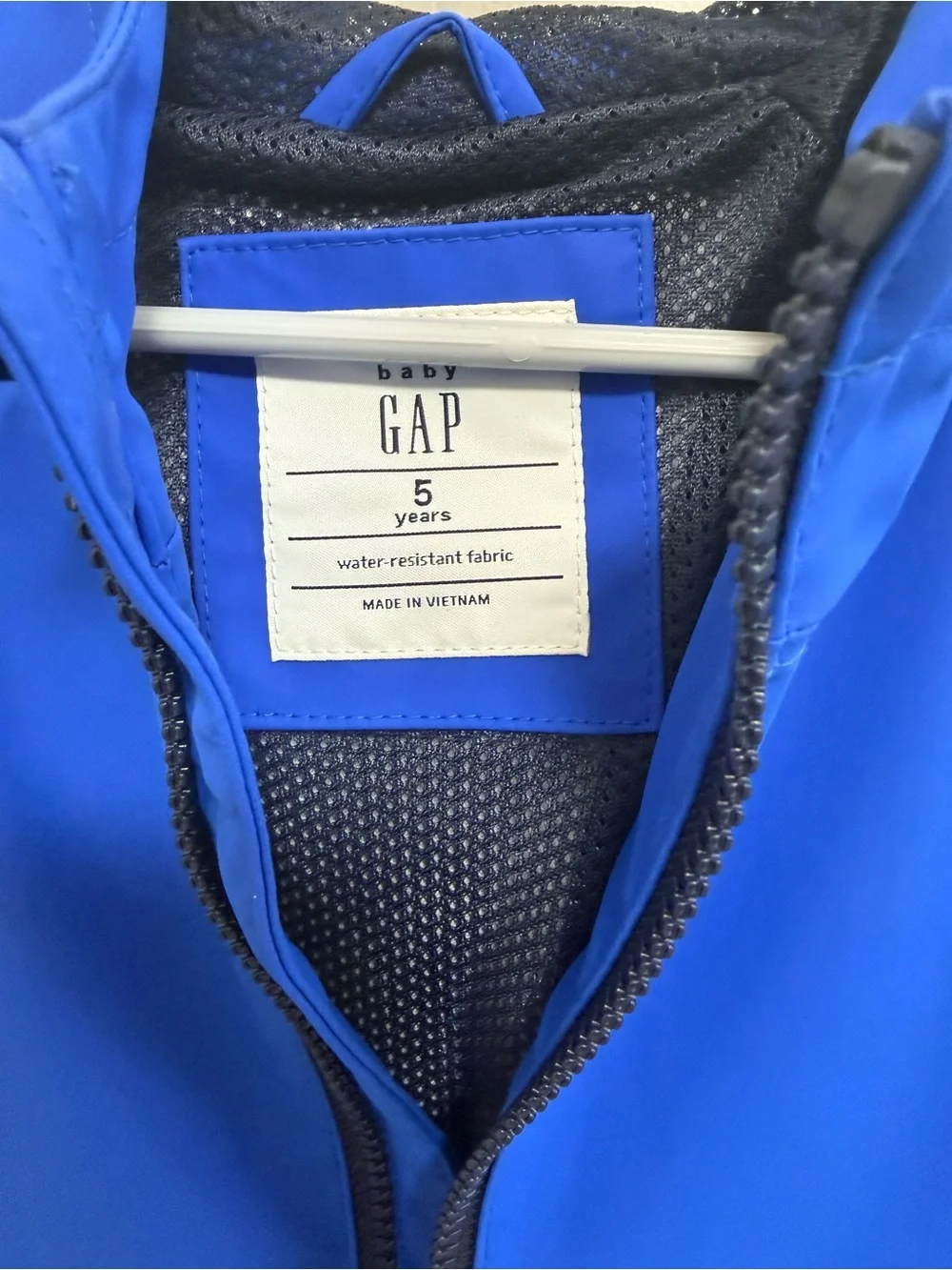 GAP Royal Blue Hooded Kids Rain Jacket, Size 5